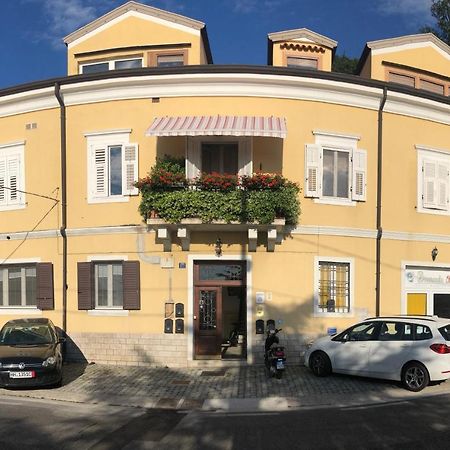 Esperia Casa Vacanza Trieste Extérieur photo
